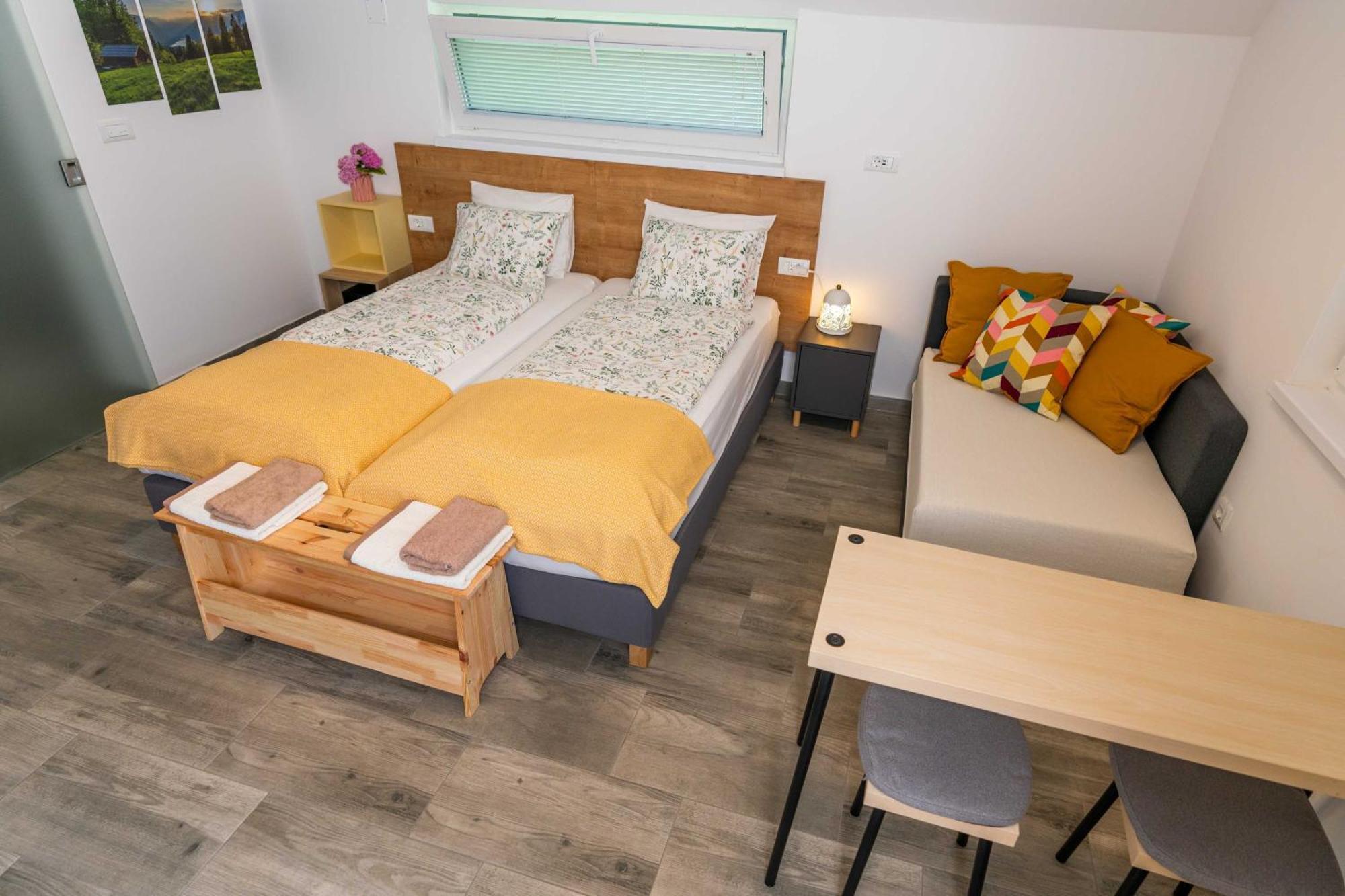Maria With Free Parking Apartment *